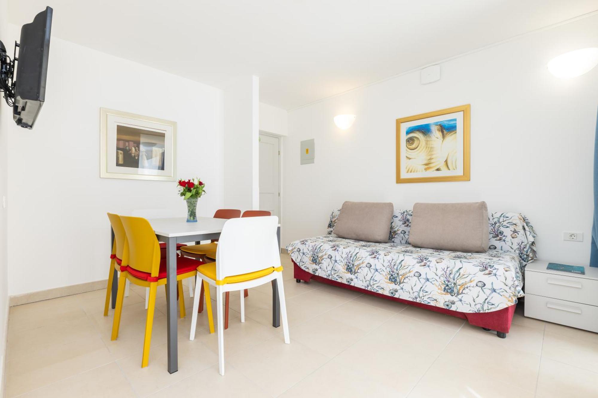 Velo Jedro Apartmani Punta Lussingrande Esterno foto