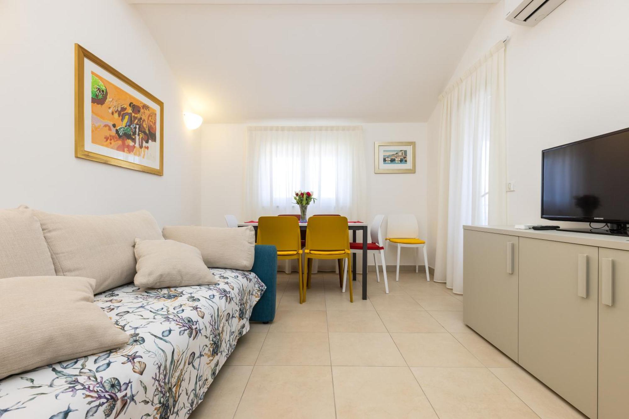 Velo Jedro Apartmani Punta Lussingrande Esterno foto