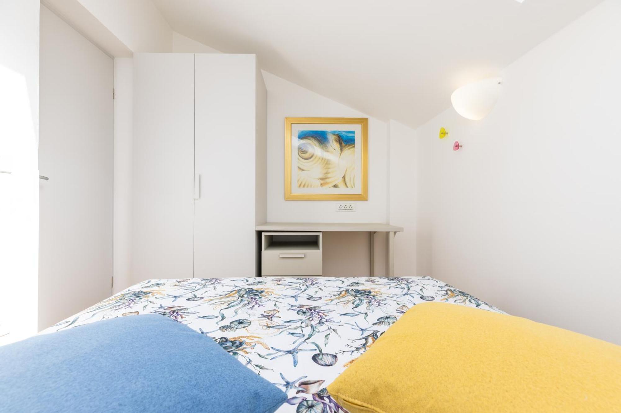 Velo Jedro Apartmani Punta Lussingrande Esterno foto